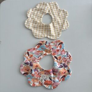 Scalloped Baby Bibs Set of 2 Cotton Bibs for Baby Girls Feeding Bibs for Infant